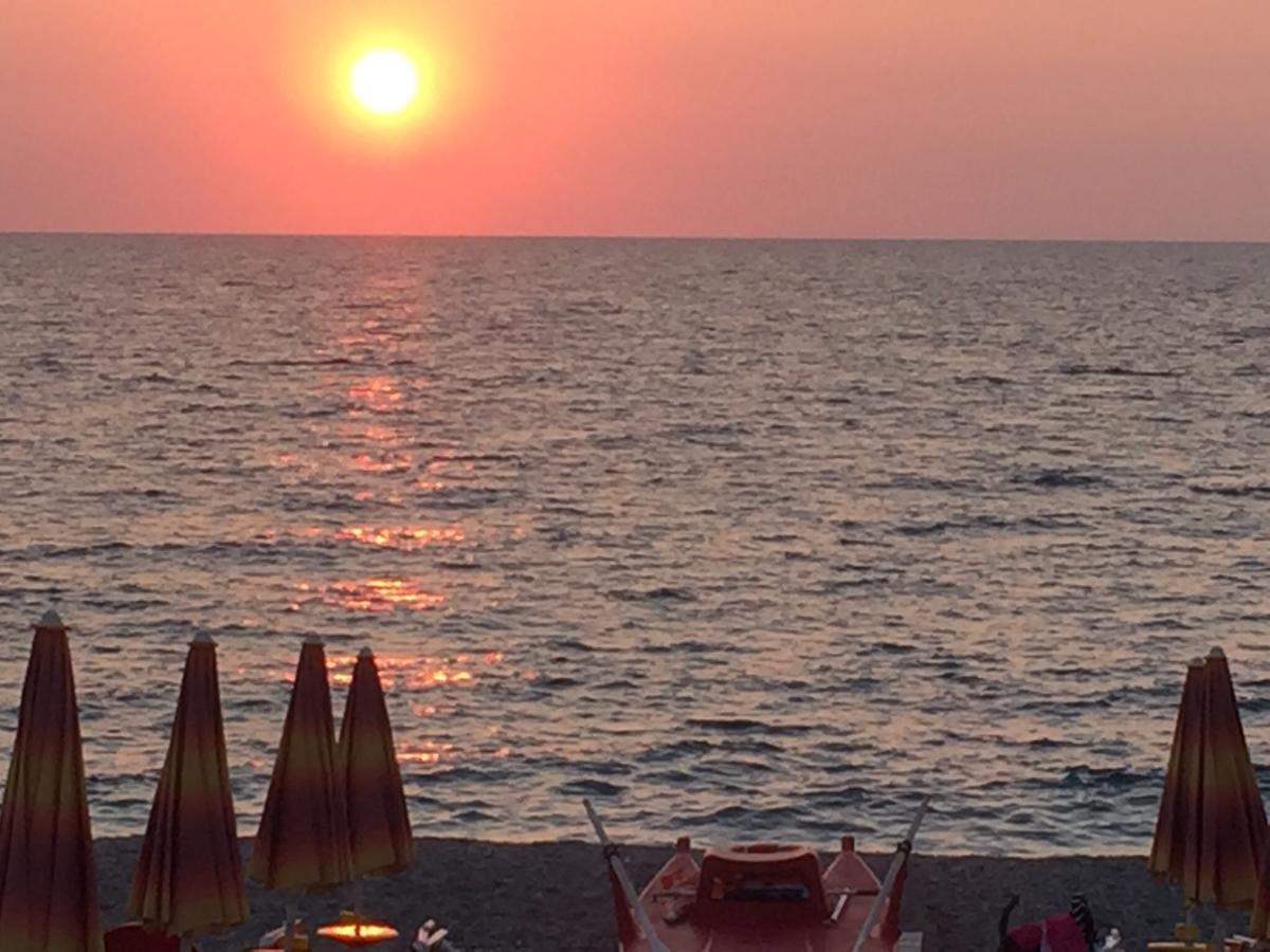 Le Casette Di Ponente Milazzo Eksteriør billede